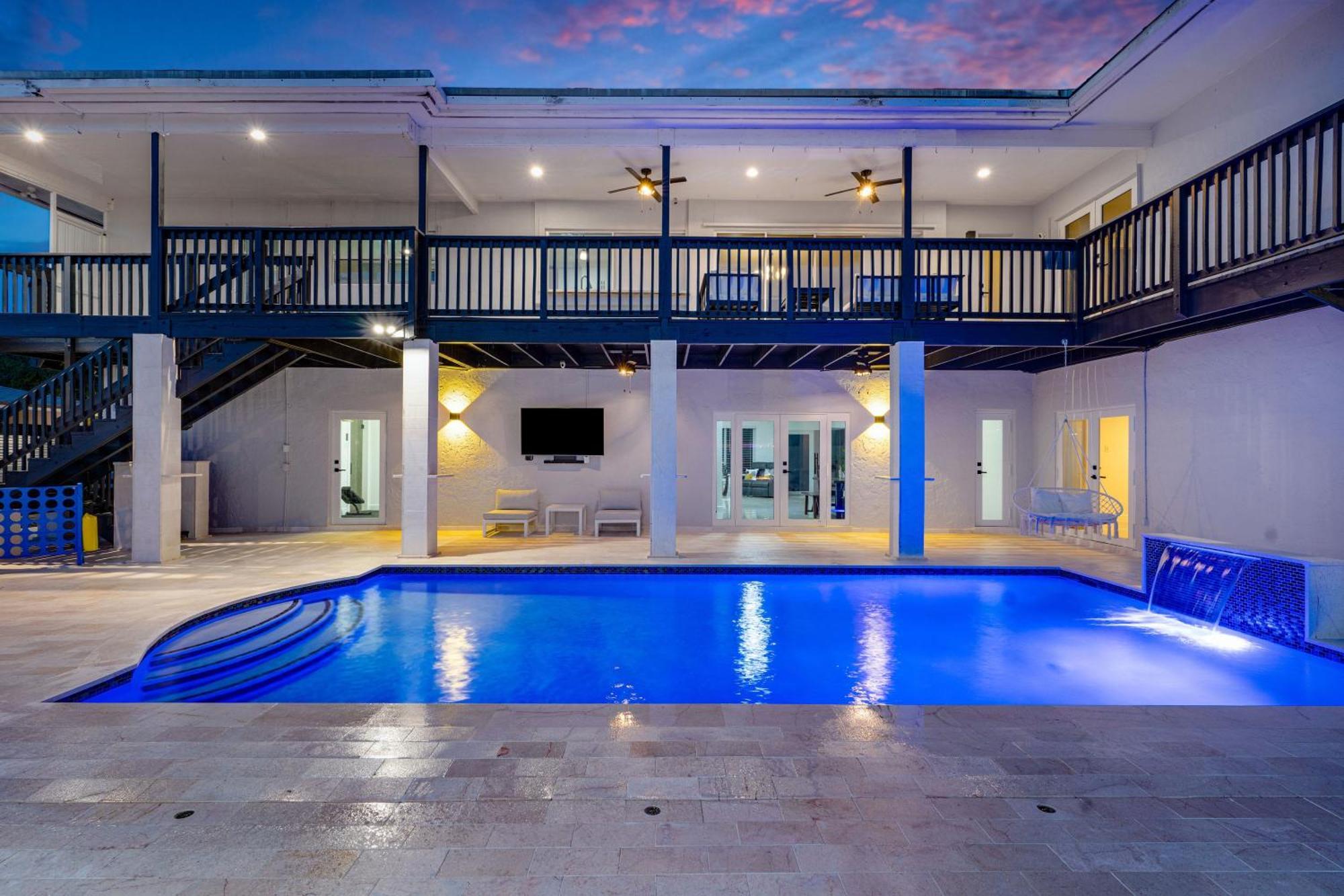 Luxury Escape- Pool, Hot Tub, Gym And More! Villa Cutler Bay Exterior photo